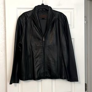 WOMEN’S PLUS SIZE ZIP UP LEATHER JACKET : SIZE XXL